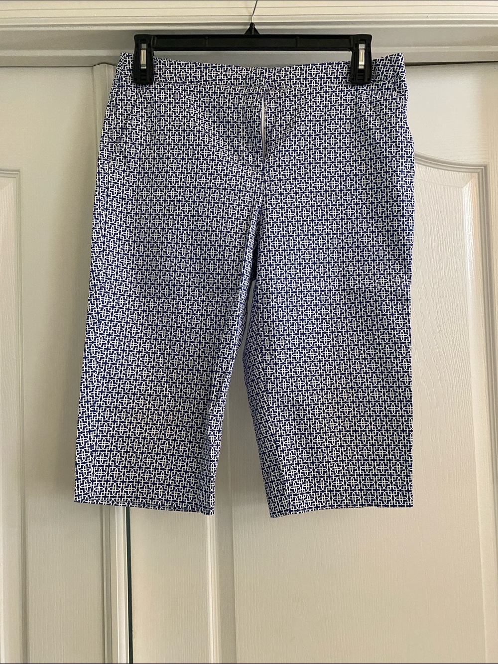 Counterparts Navy and White Patterned Capris